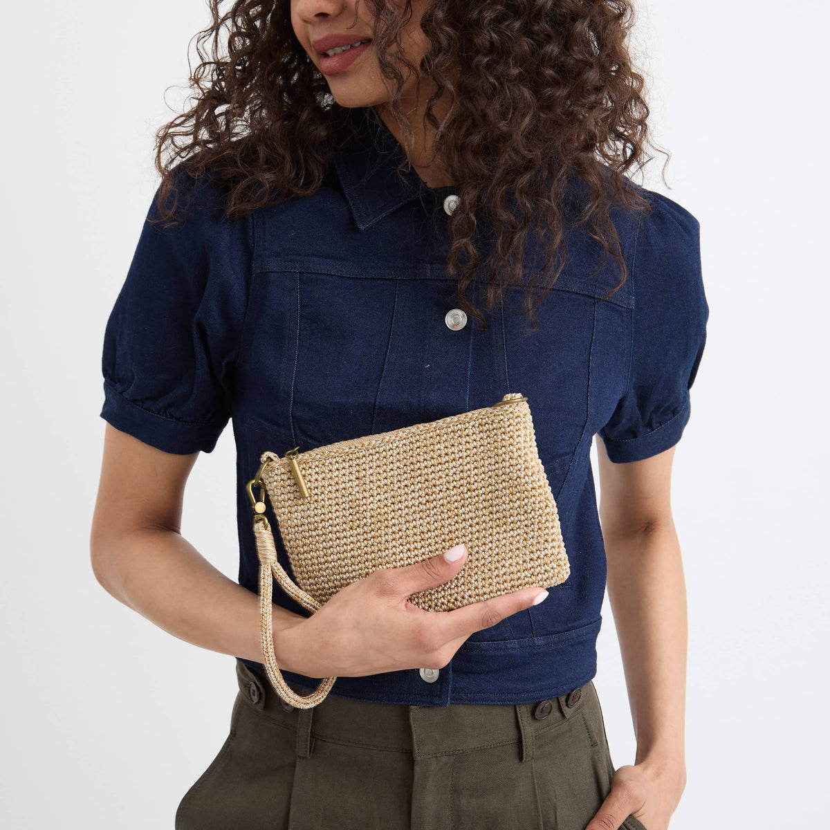 The Sak Vita Convertible Wristlet - Hand Crochet - Bamboo Static