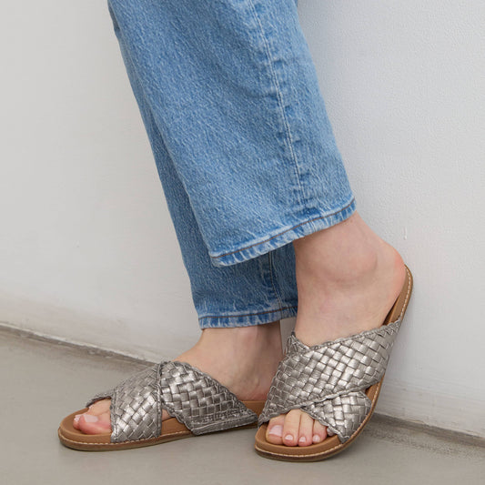 The Sak Penelope Sandal - Leather - Pyrite Woven