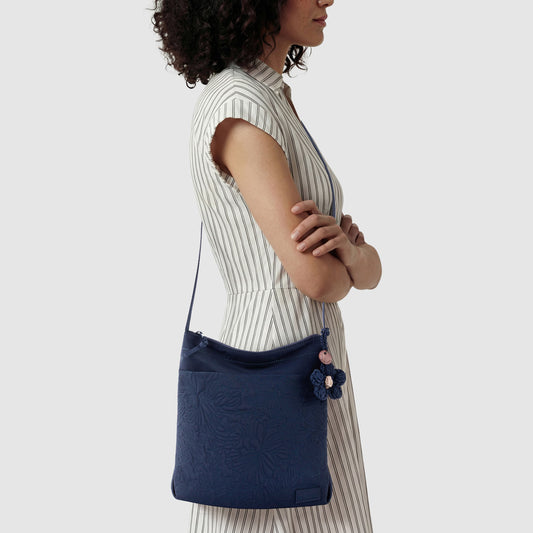 Sakroots Banyan Basic Crossbody - EcoTwill - Navy Flower Blossom Quilted