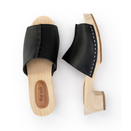 The Sak Ella Clog Sandal - Leather - Black