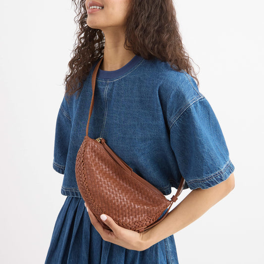 The Sak Tess Sling - Leather - Woven Cognac