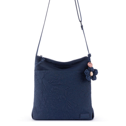 Sakroots Banyan Basic Crossbody - EcoTwill - Navy Flower Blossom Quilted